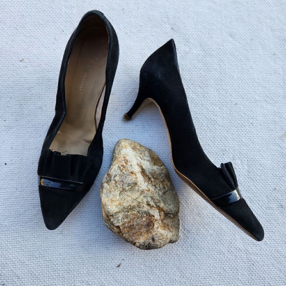 Anthropologie ruffled kitten hee shoes black